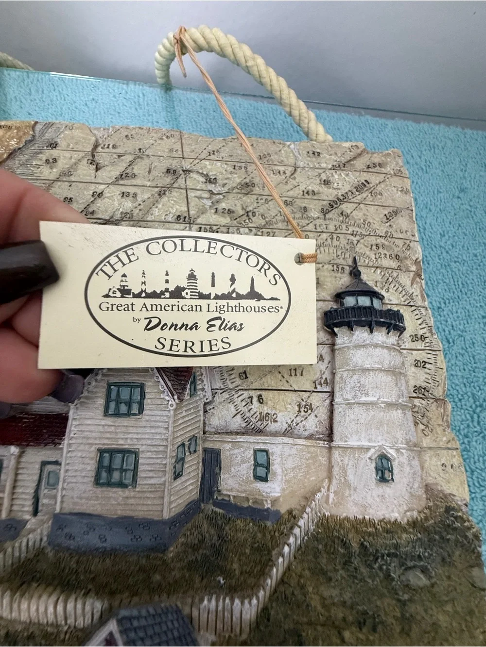 Coastal Lighthouse Wall Plaque – Red, White & Green Home Wall Decor 3D